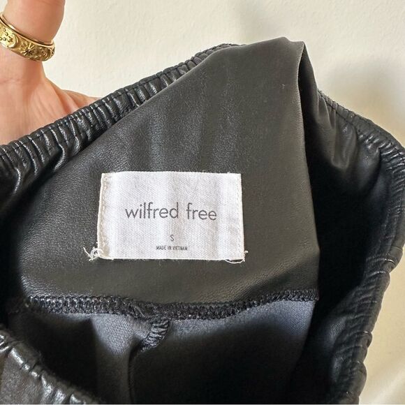 Wilfred Free Aritzia Daria Vegan Leather High Waist Shiny Black Leggings Size S - Picture 8 of 8
